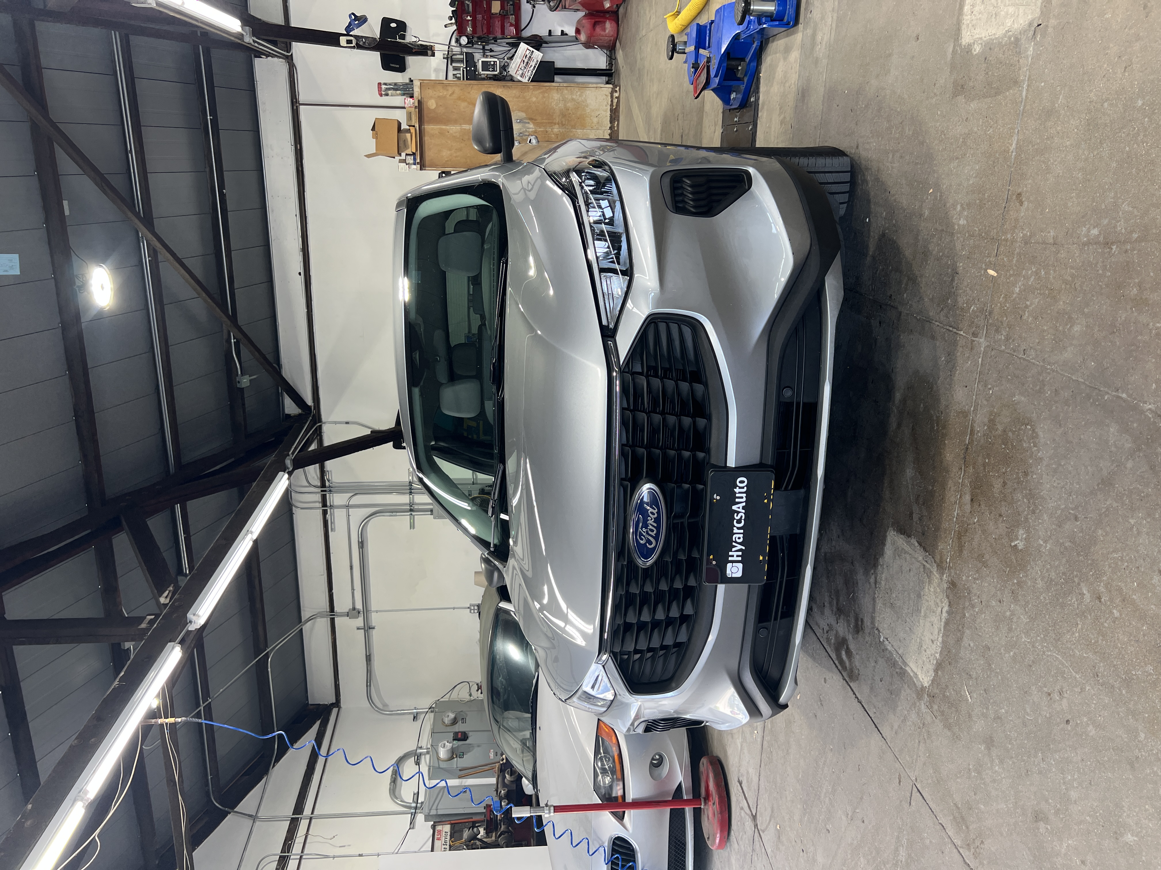 Ford Escape Fleet Maintenance - Interior Detail and Tire Replacement
